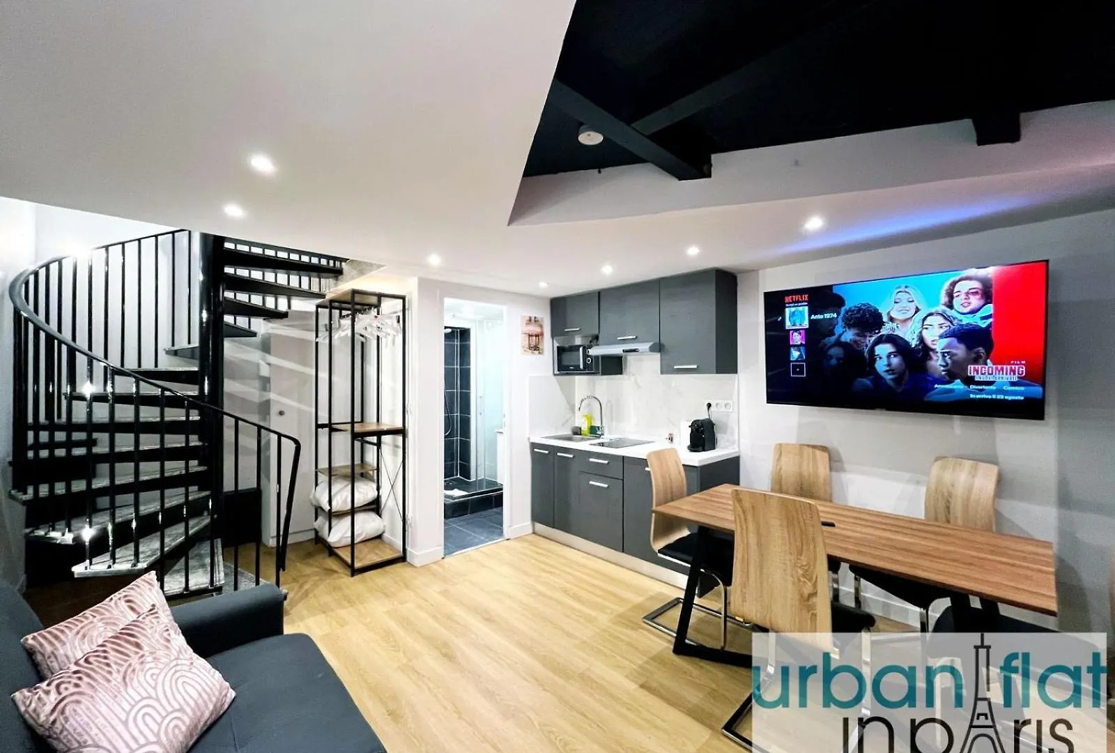 Urban Flat 179 - Pretty Loft Montorgueil Apartment Paris