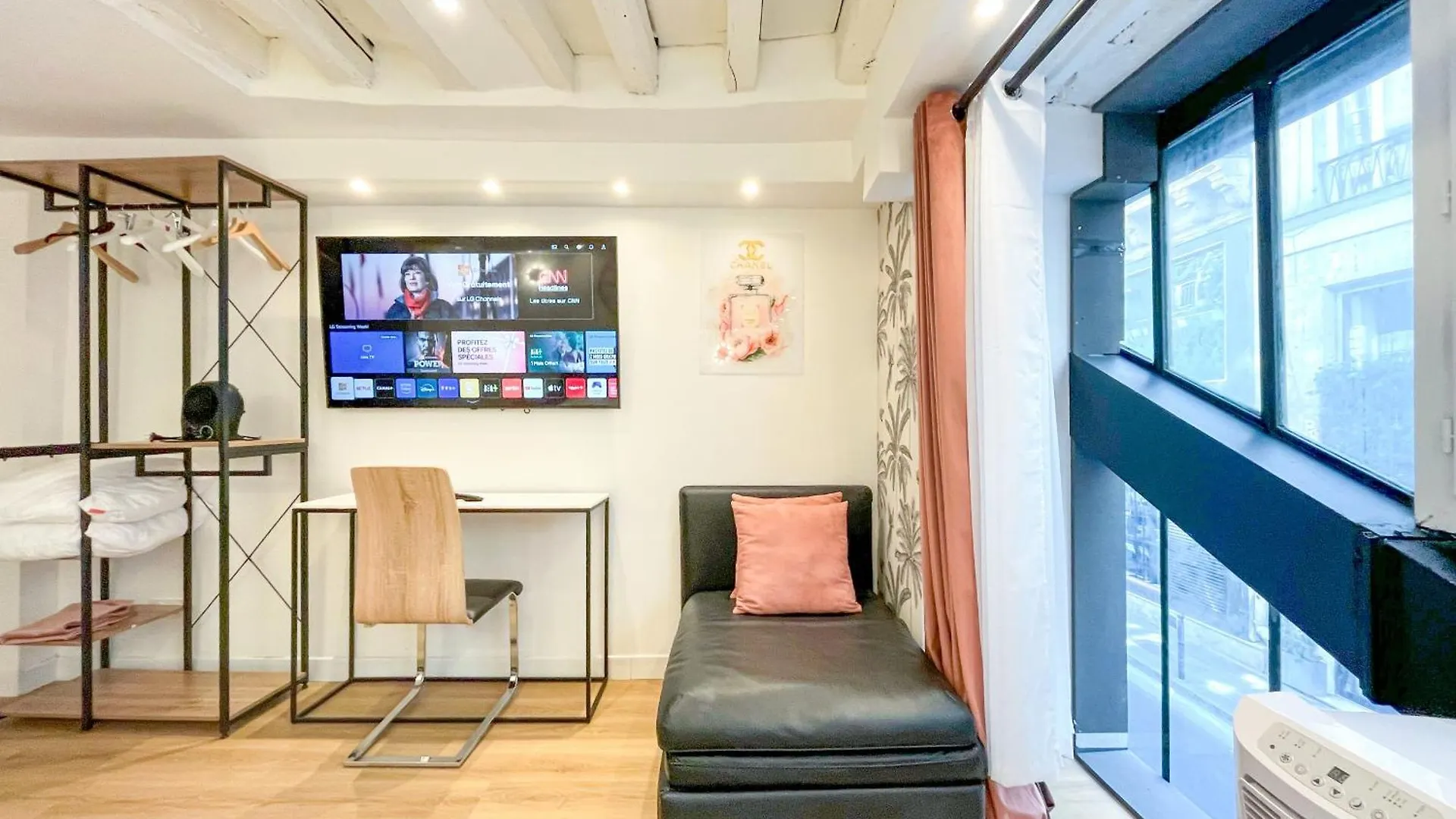 Urban Flat 179 - Pretty Loft Montorgueil Apartment Paris